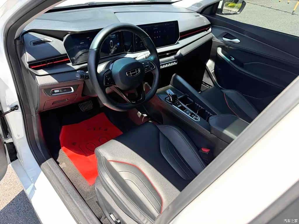 Geely Binray, 2022 4