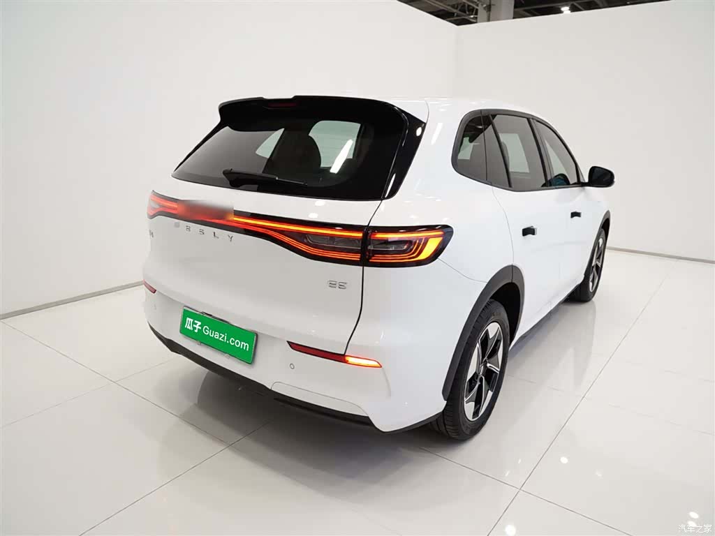 Geely Galaxy E5, 2026 7