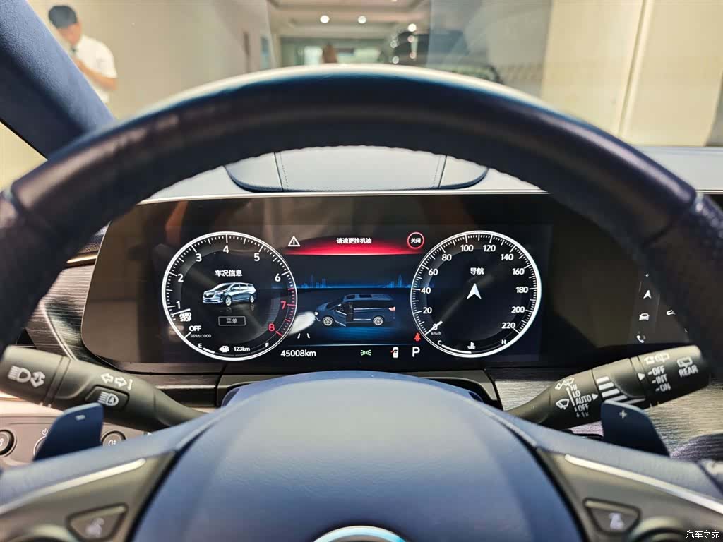 Buick GL8, 2023 10