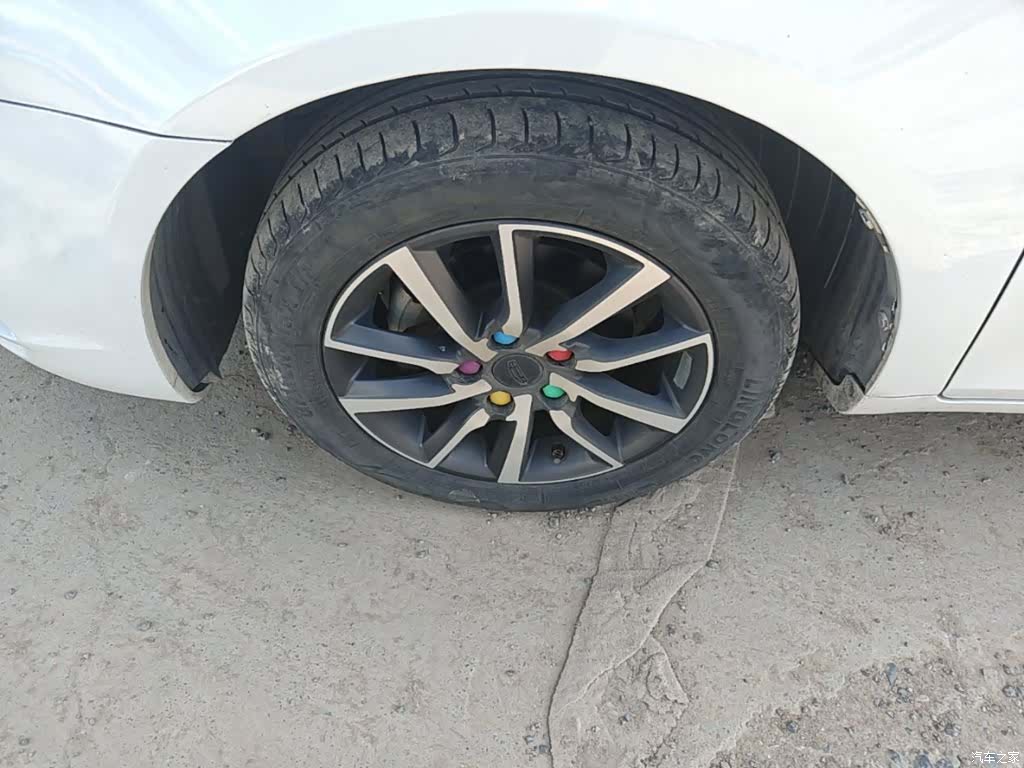 Geely Emgrand, 2020 23