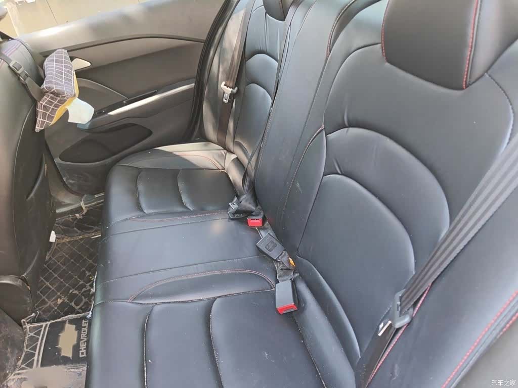 Chevrolet 320, 2018 15