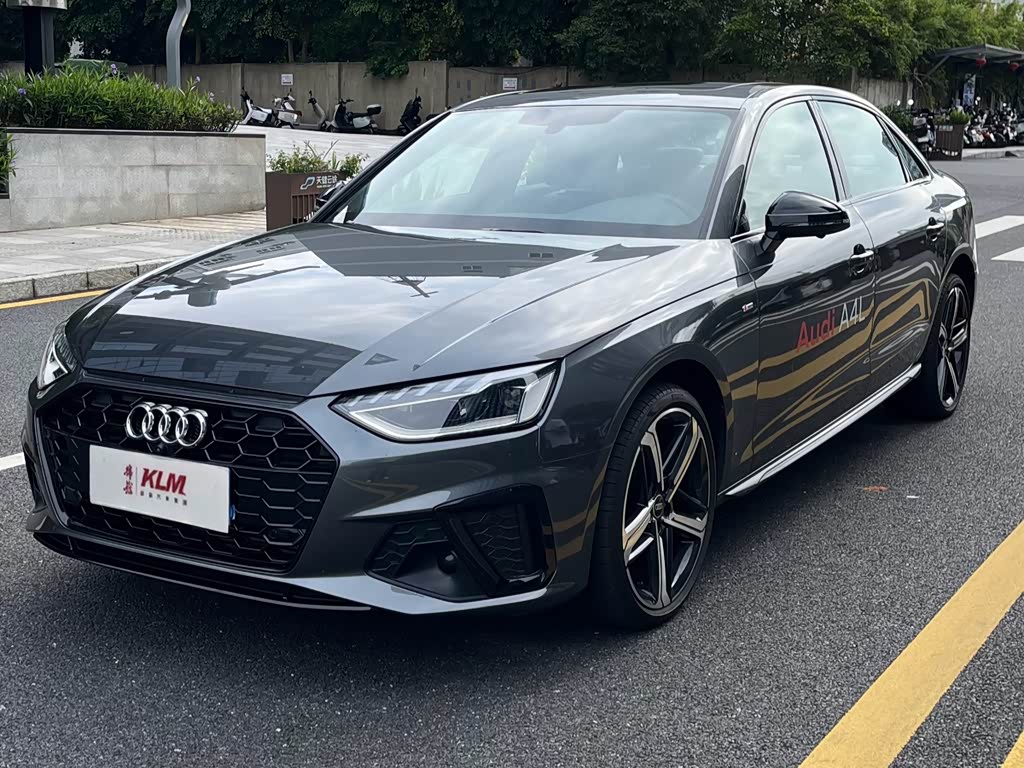 Audi A4L