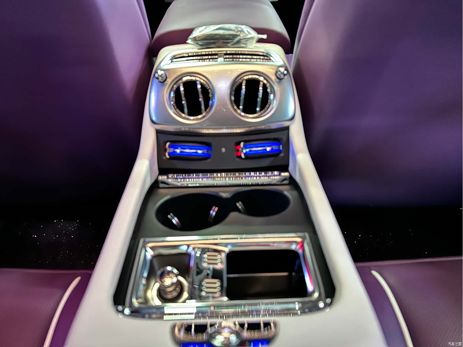Rolls-Royce Wraith, 2021 8