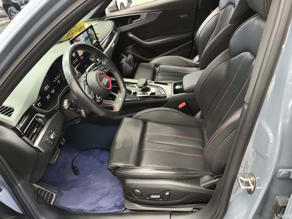 Audi A4L, 2022 11