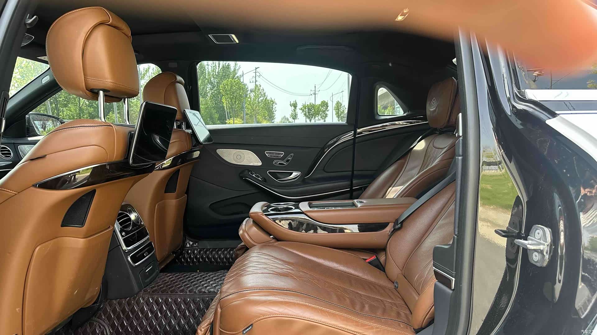 Maybach S-Class, 2020 9