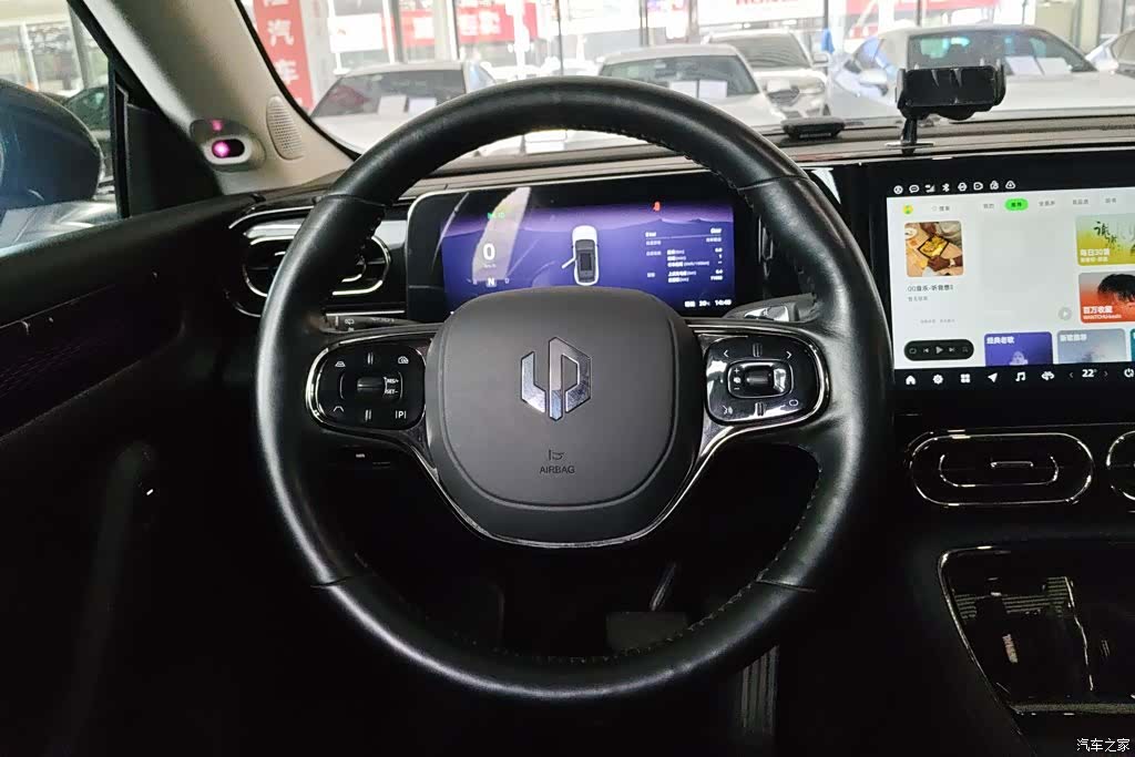 Leapmotor C11, 2022 15