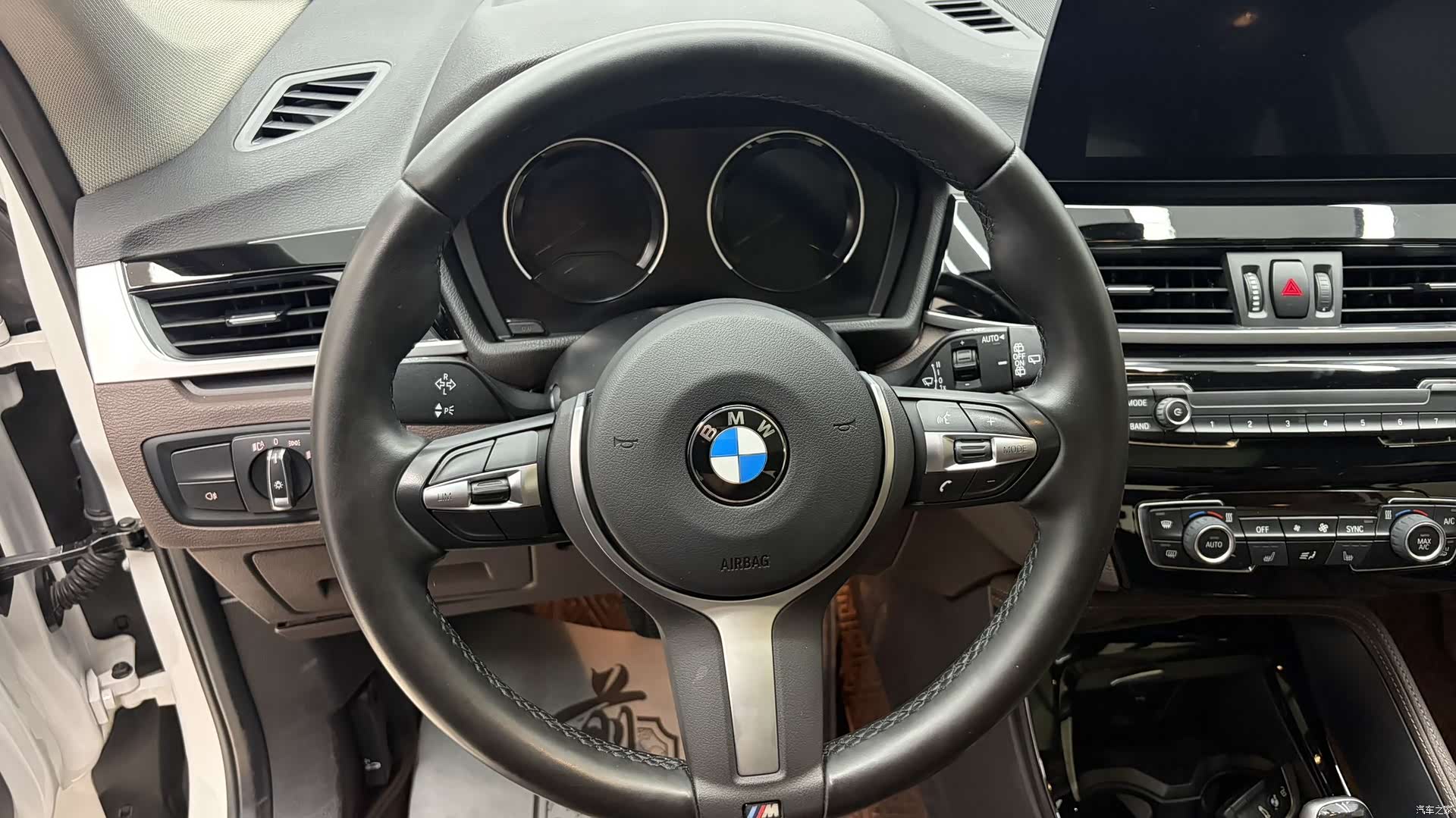 BMW X1, 2022 10