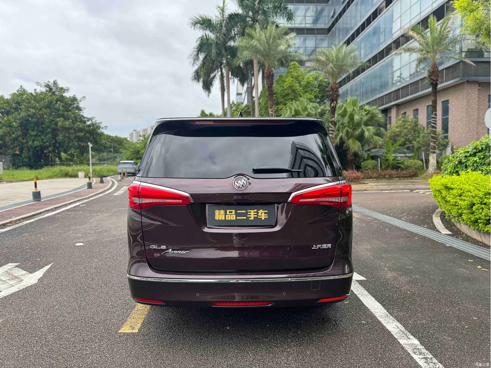 Buick GL8, 2017 19