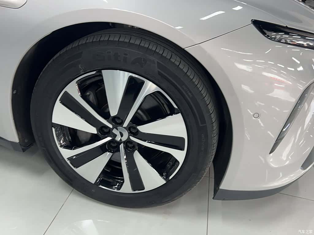 NIO ET7, 2022 10