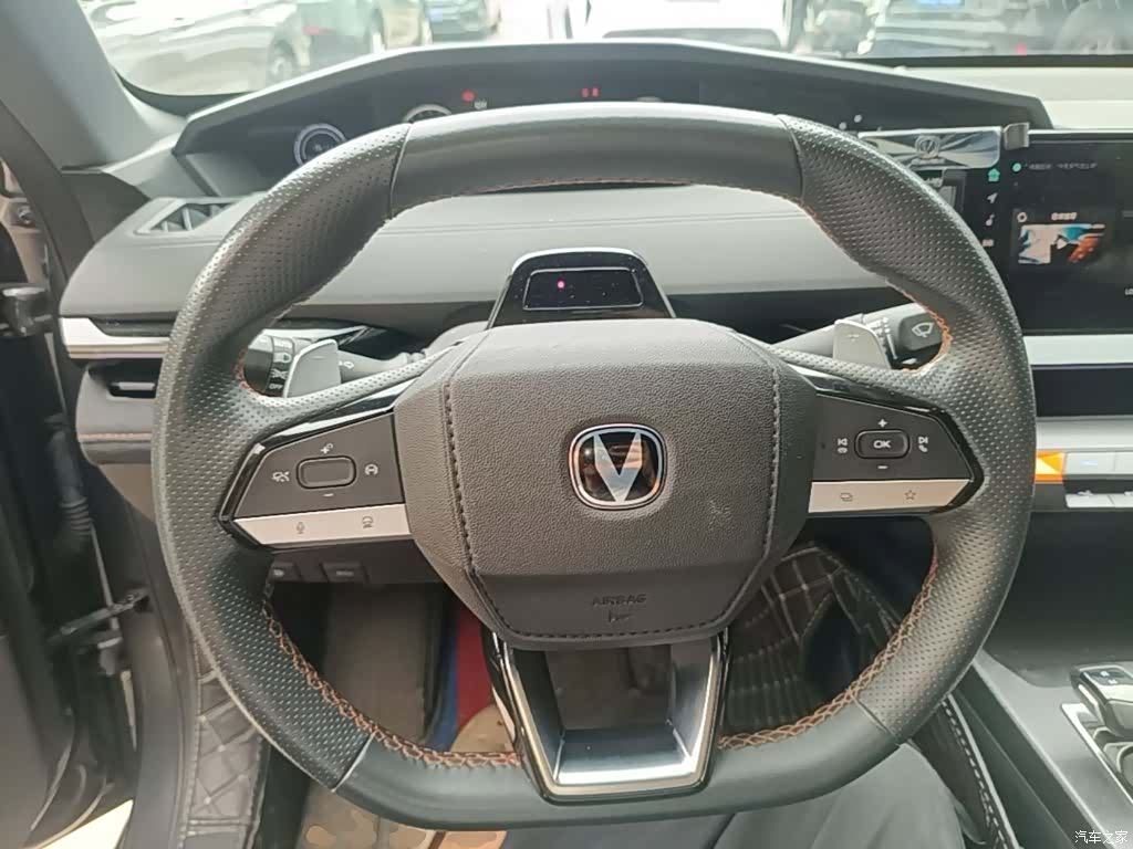 Changan UNI-V, 2022 11
