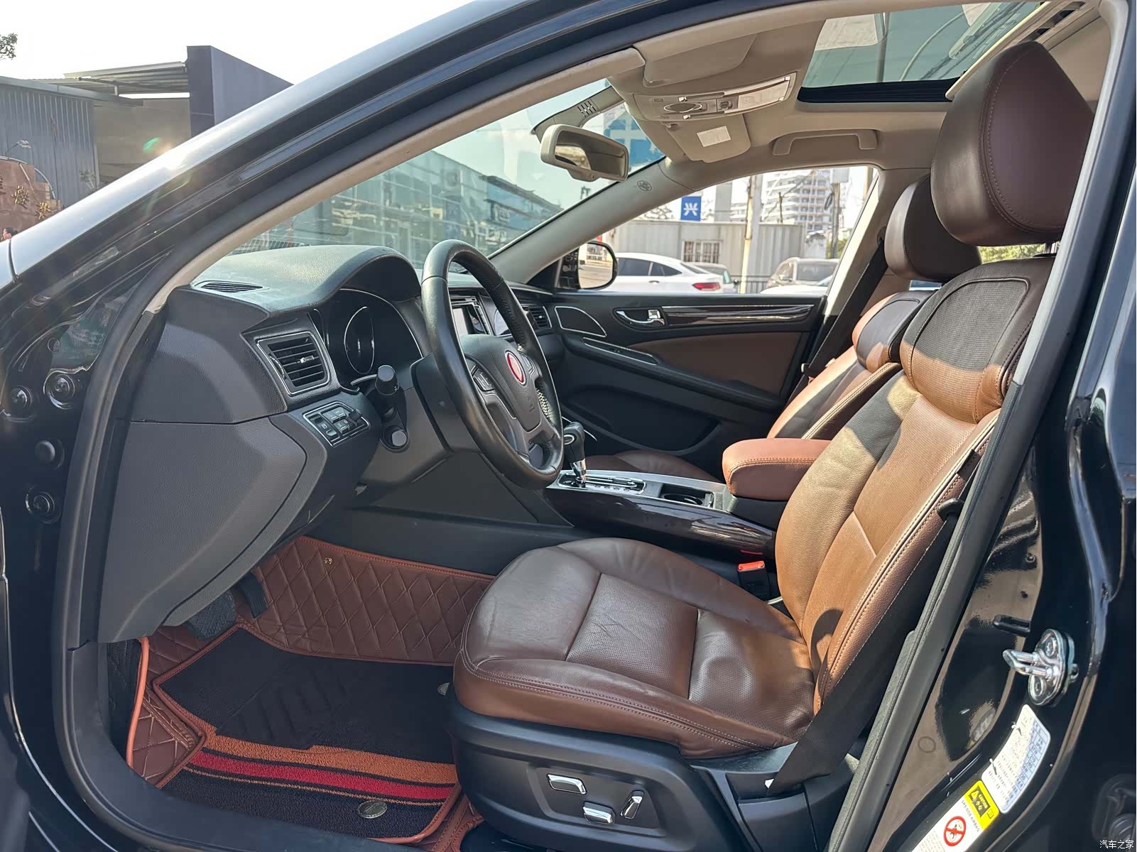 Hongqi H7, 2015 9