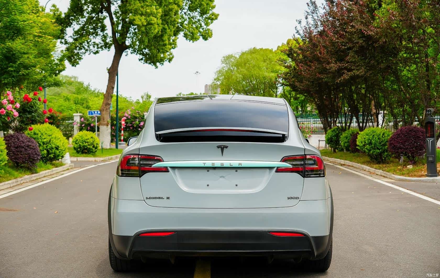 Tesla Model X, 2017 все фото