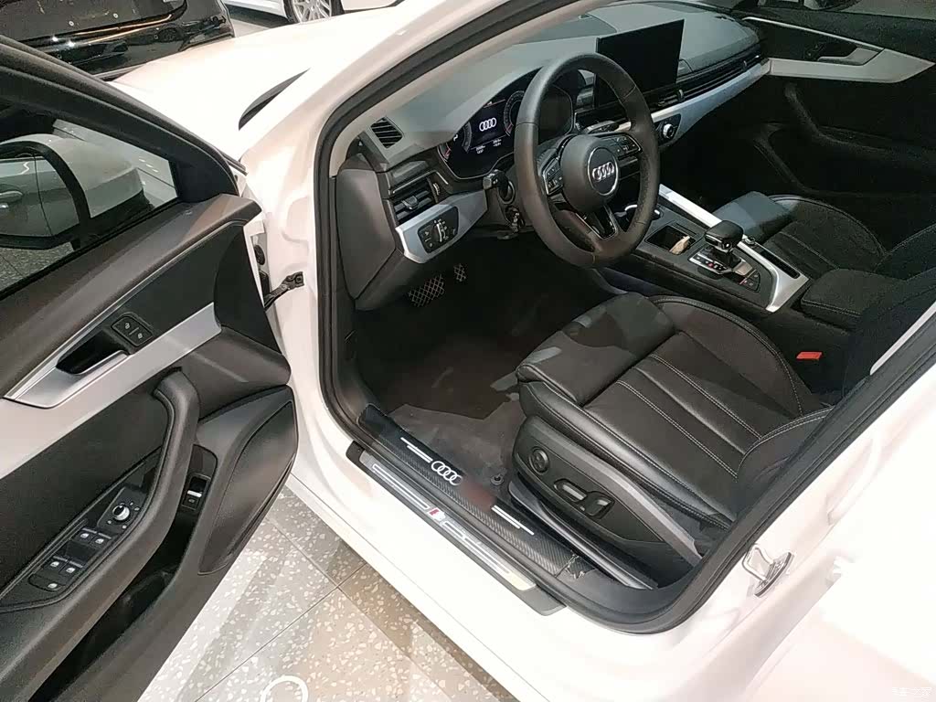 Audi A4L, 2024 16