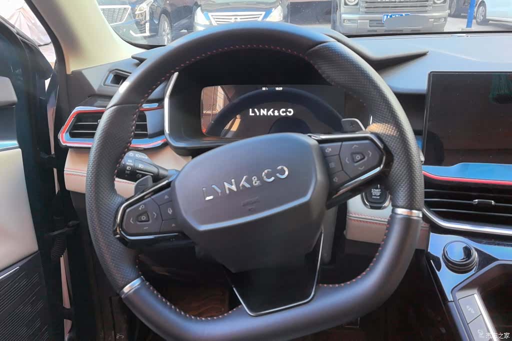 Lynk & Co 02, 2022 15