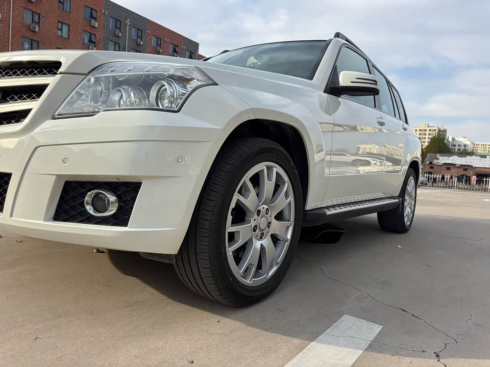 Mercedes-Benz GLK grade