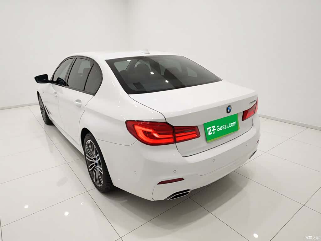BMW 5 Series, 2018 23