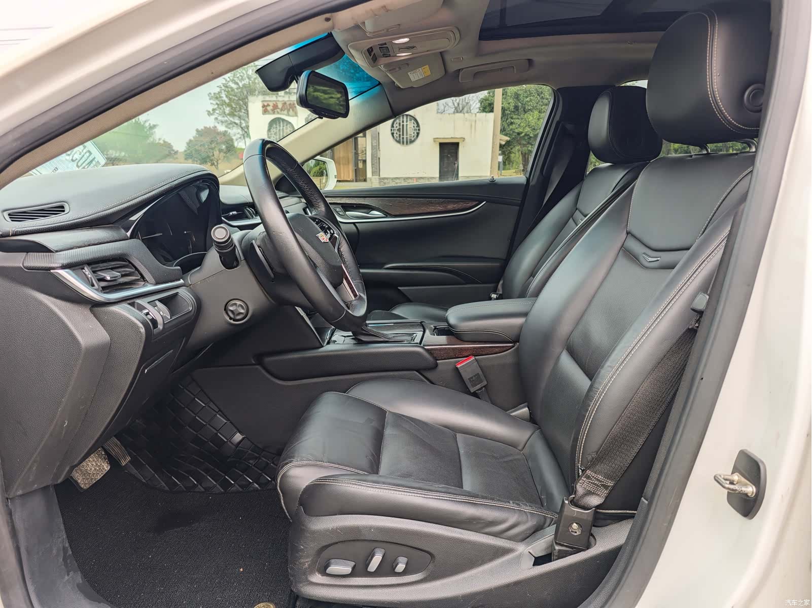 Cadillac XTS, 2018 все фото