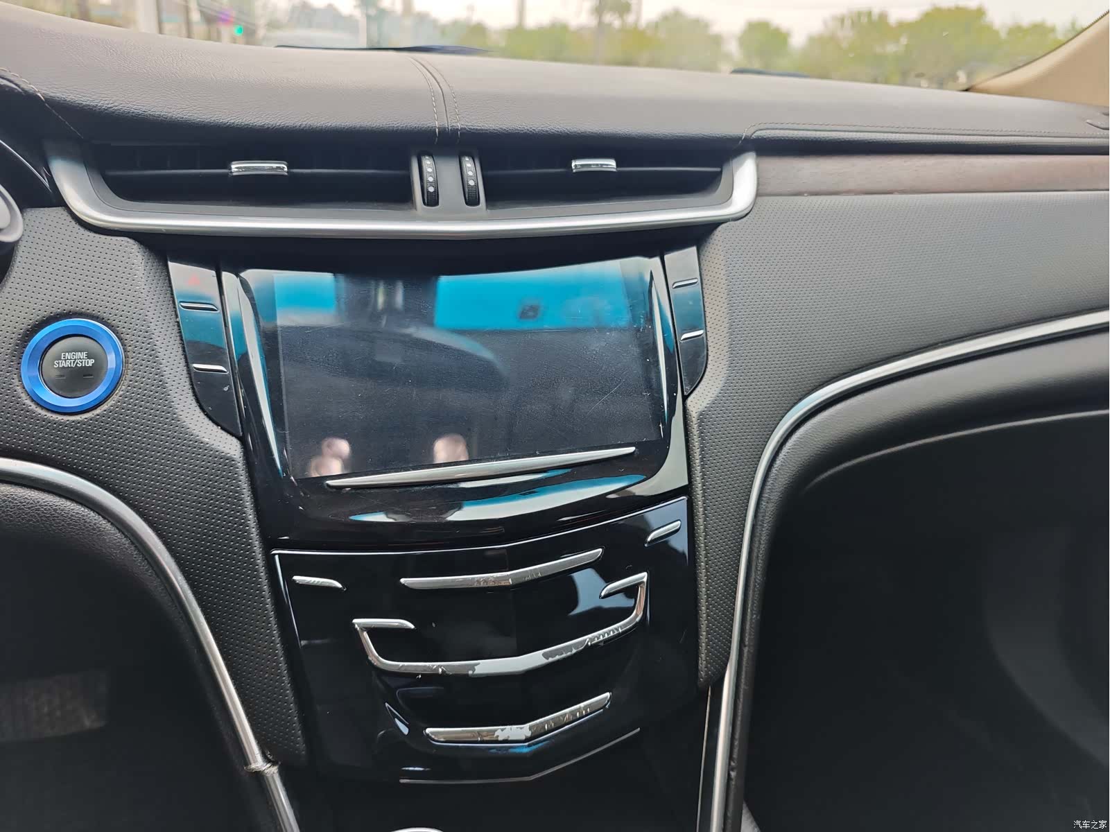 Cadillac XTS, 2018 18