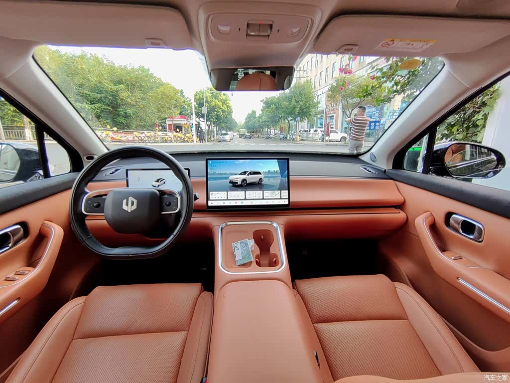 Leapmotor C16, 2025 10