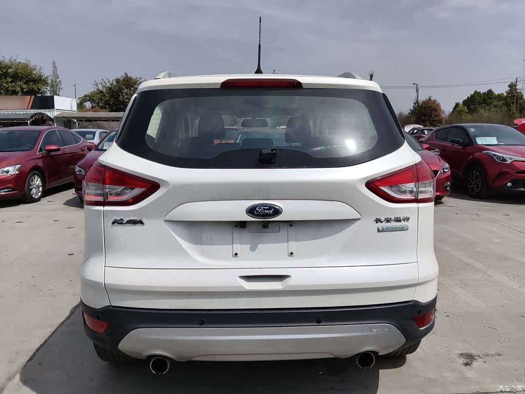 Ford Kuga, 2016 4