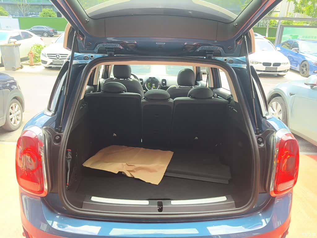 Mini Countryman, 2017 15