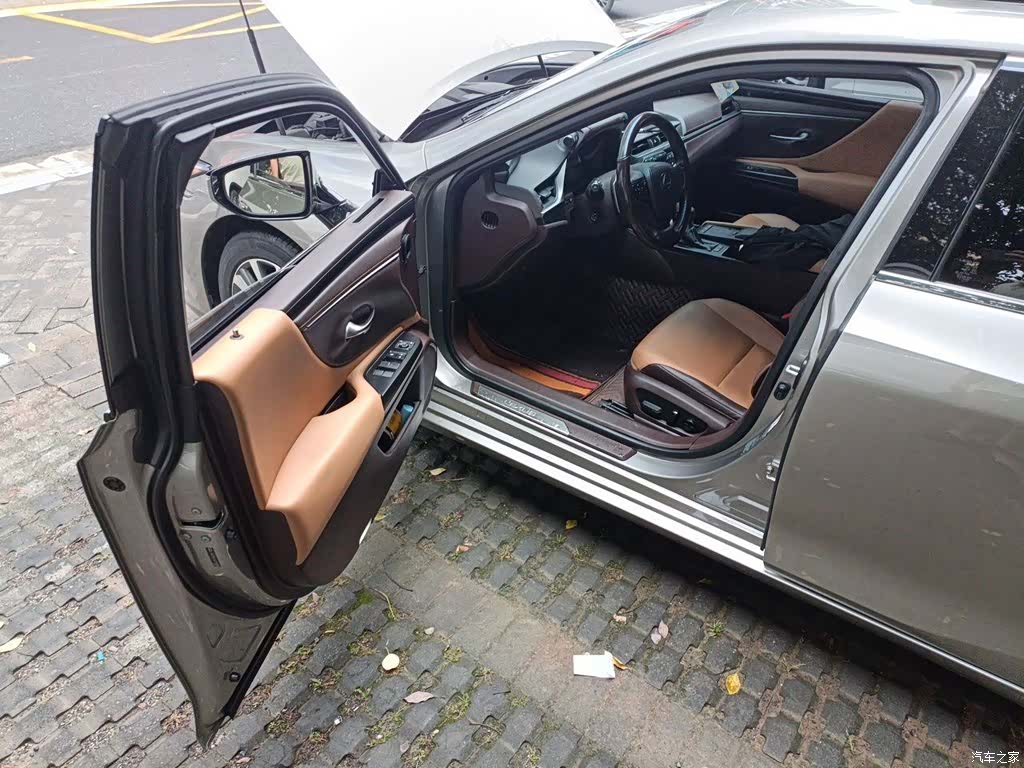 Lexus ES, 2019 14