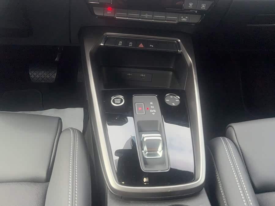 Audi A3 2024, фото 15