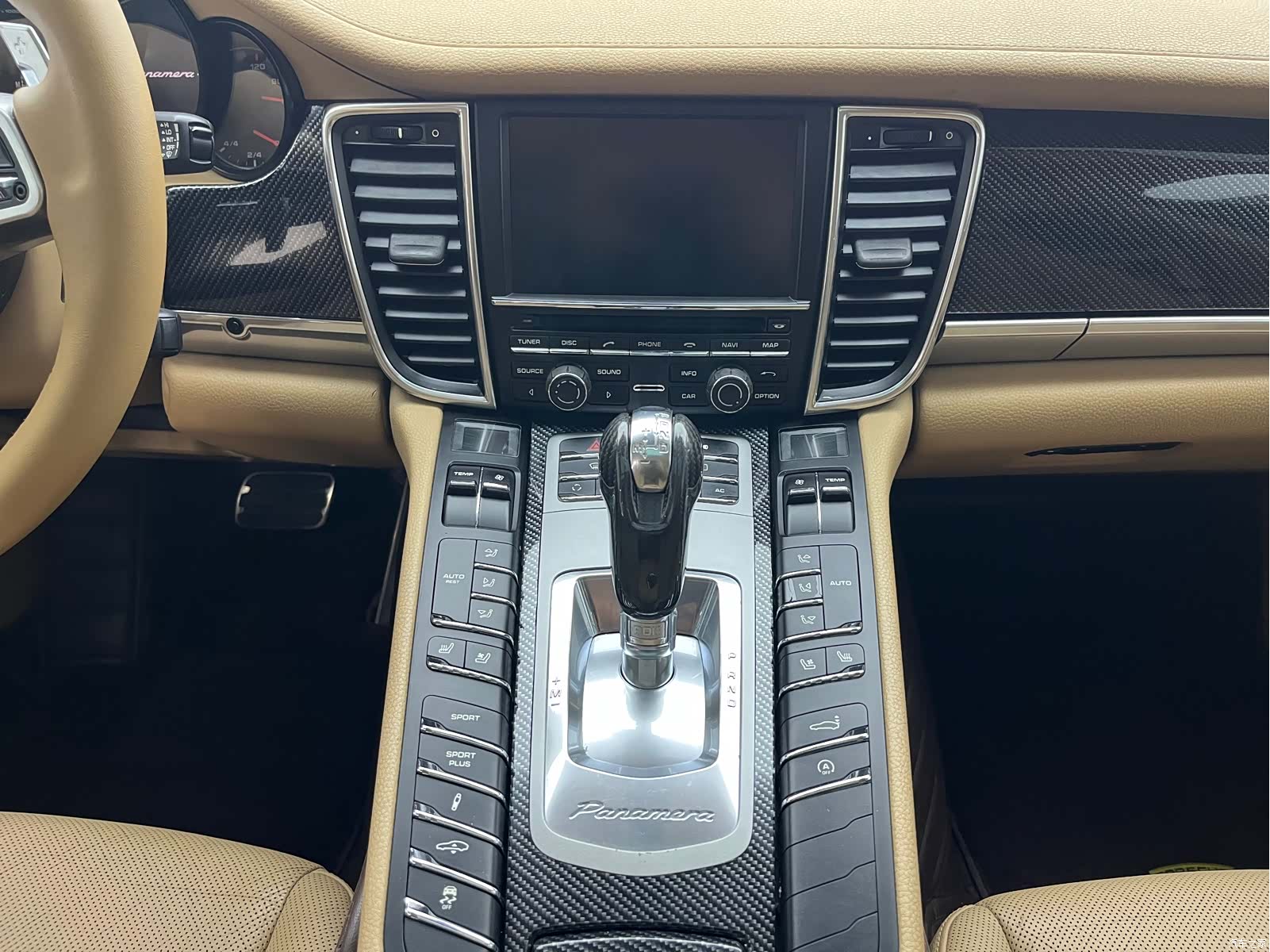 Porsche Panamera, 2011 8