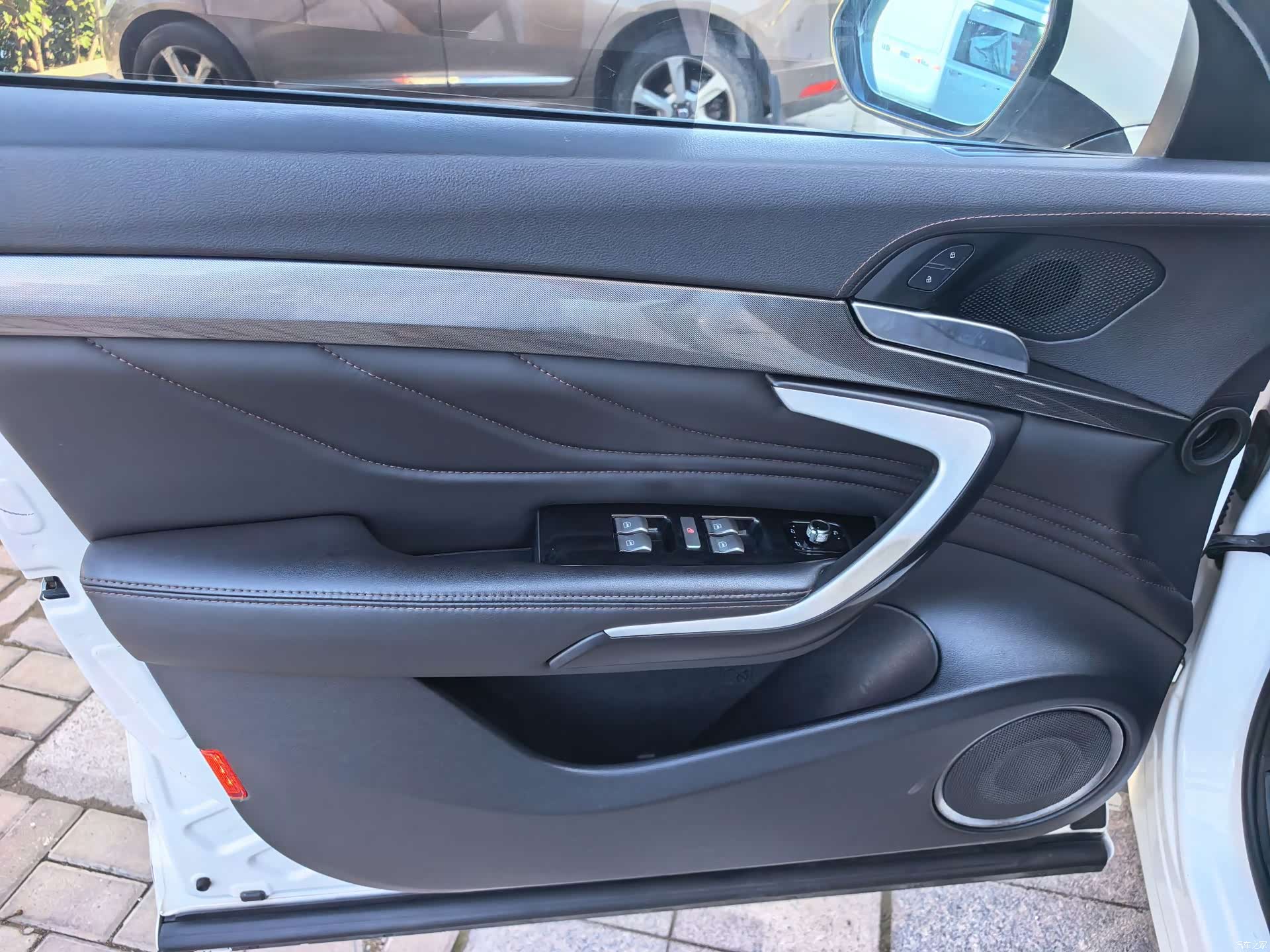 WEY VV7, 2017 10