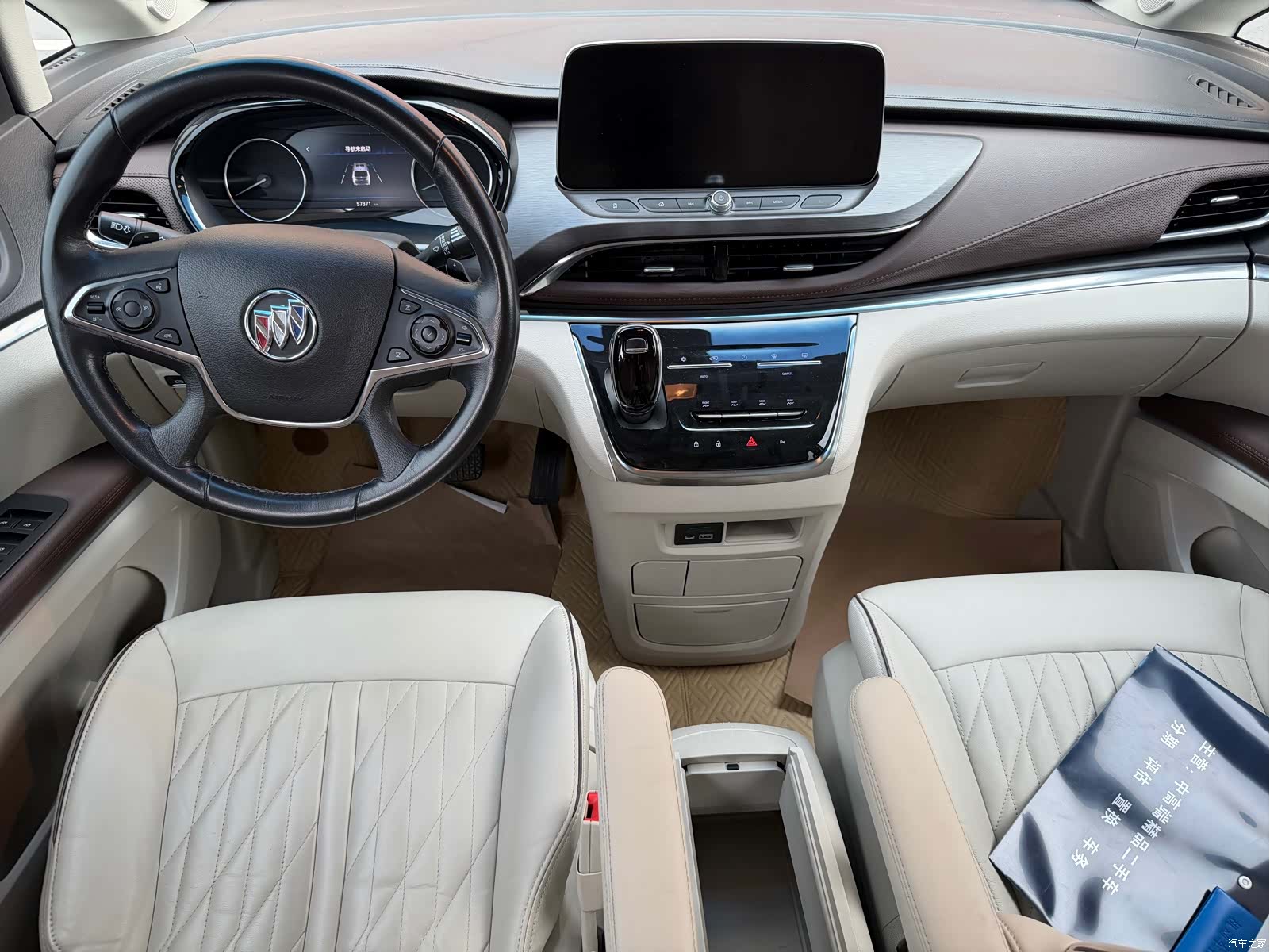 Buick GL8, 2022 4