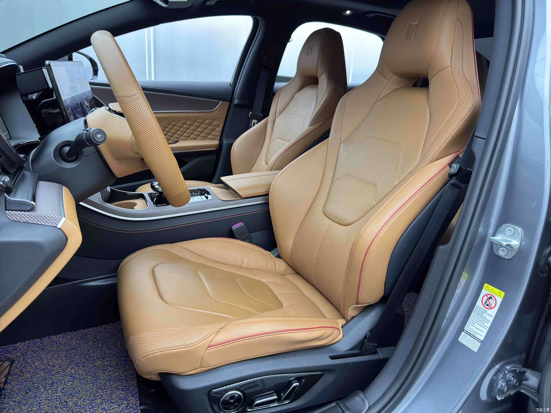 BYD Han, 2022 13