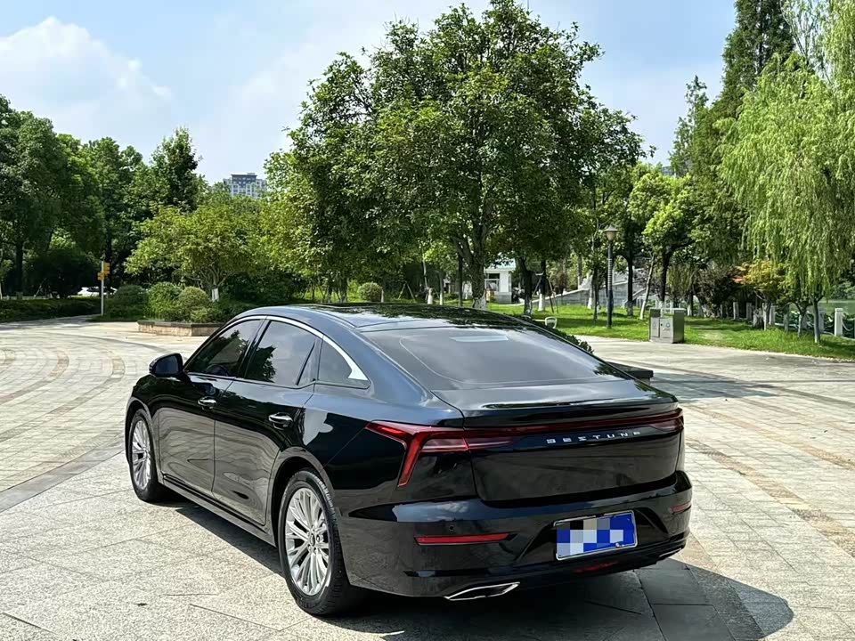 Besturn B70