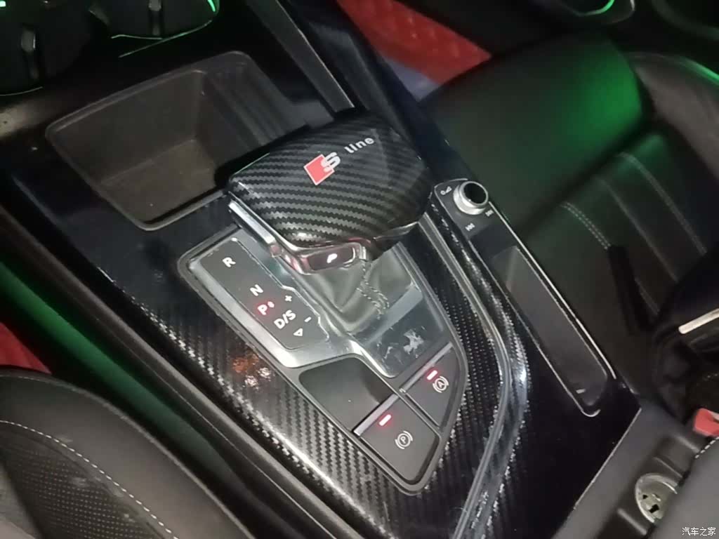 Audi A4L, 2020 14