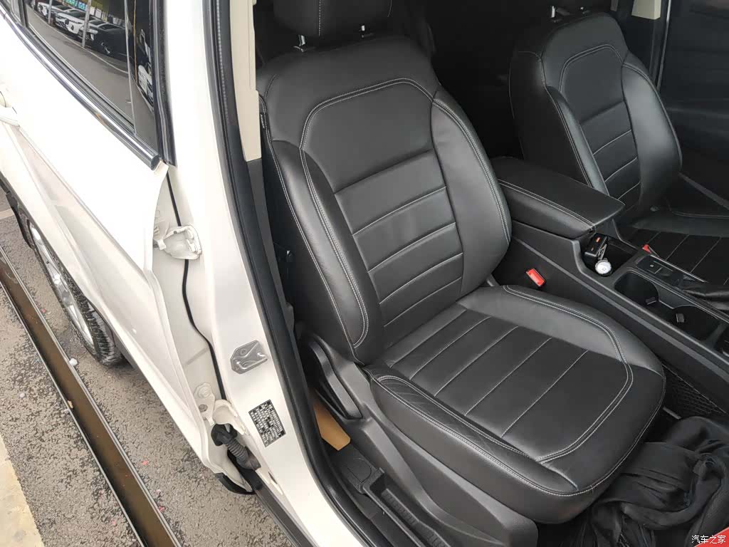 Ford Kuga, 2017 20