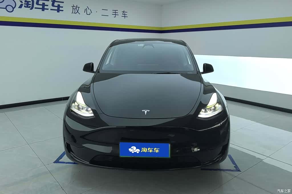 Tesla Model Y, 2023 2