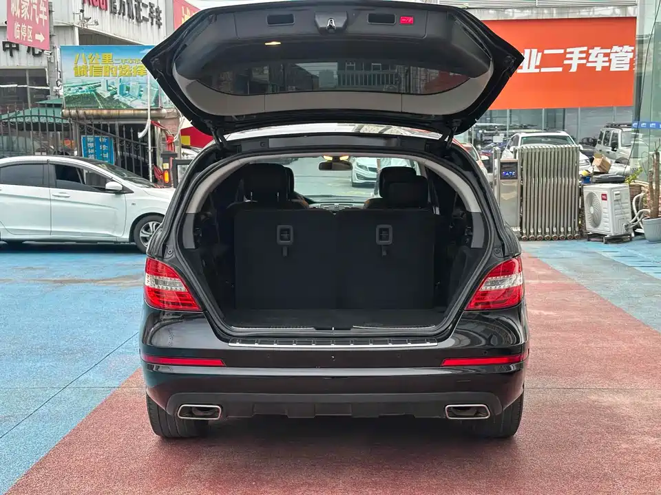 Mercedes-Benz R-class