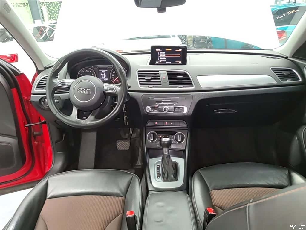 Audi Q3, 2019 10