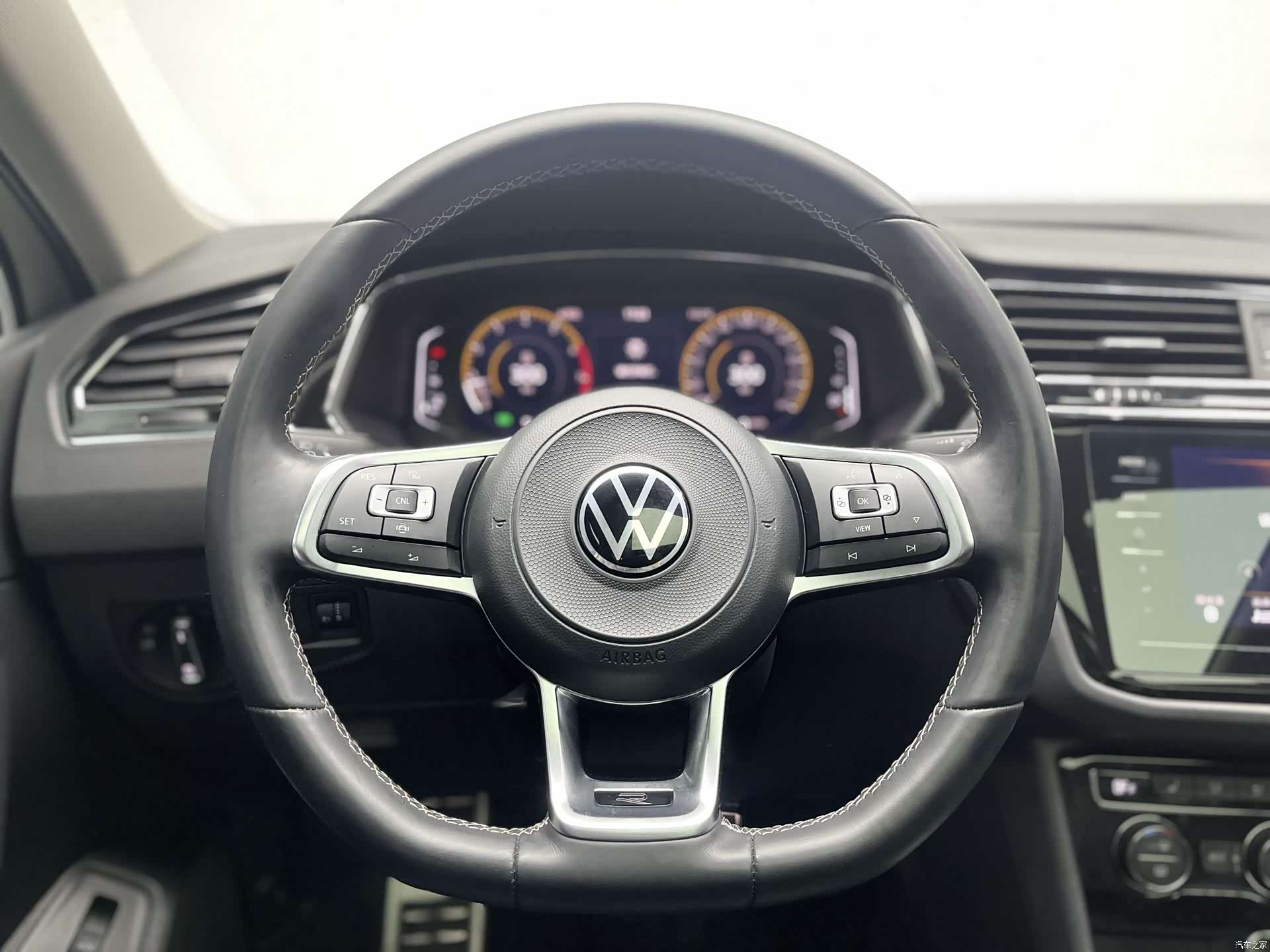 Volkswagen Tiguan L, 2021 17