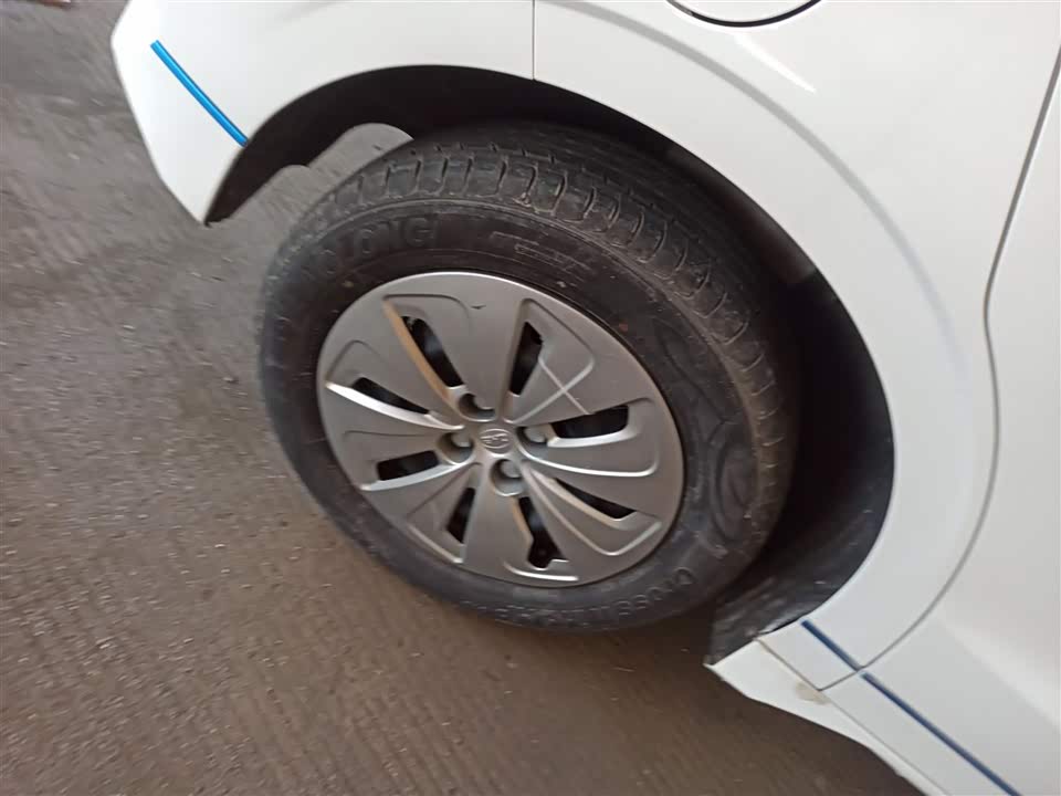 BYD e2 BYD e2