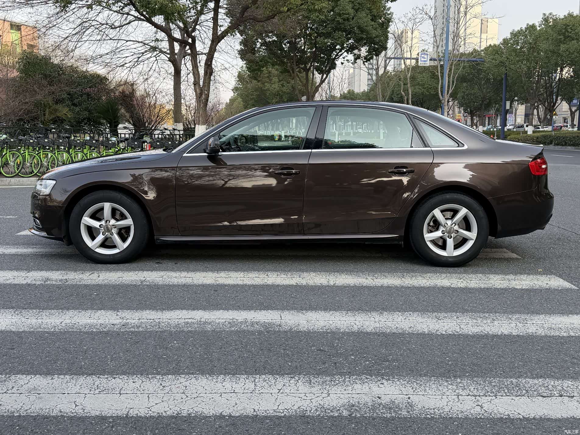 Audi A4L, 2014 4