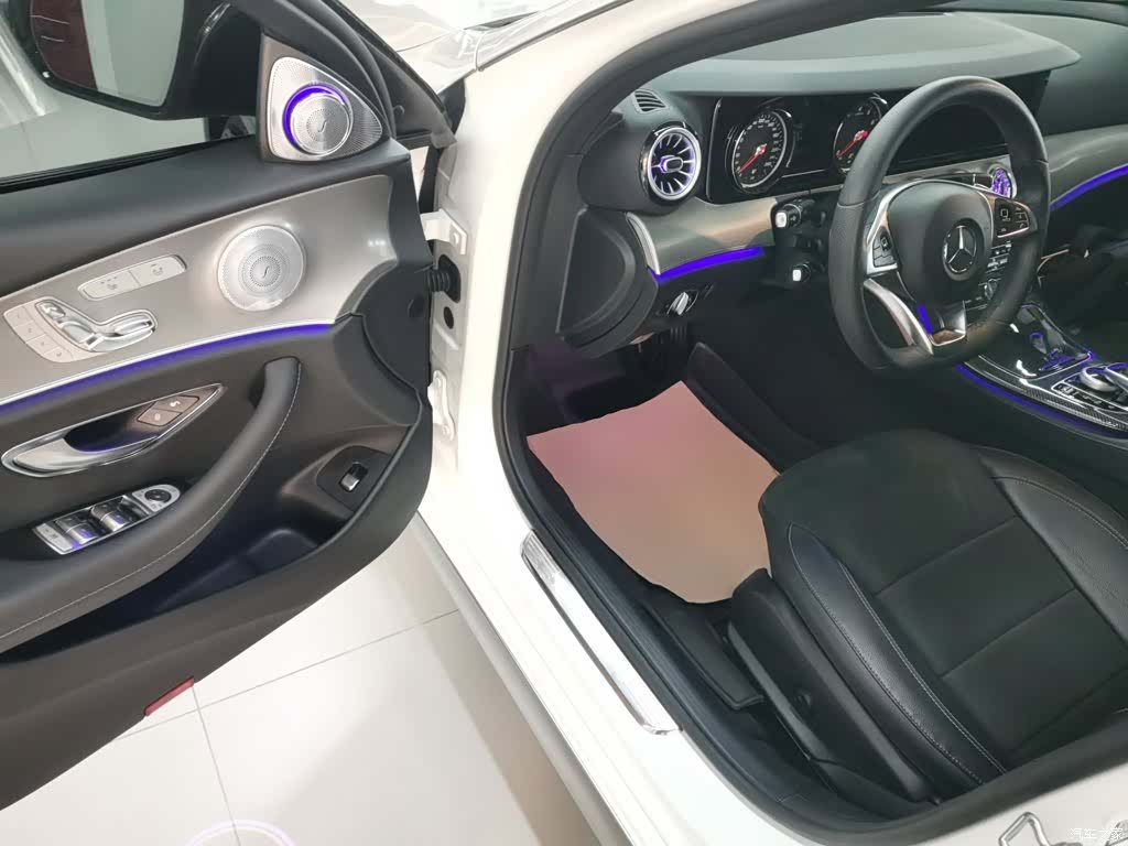 Mercedes-Benz E-Class, 2017 12