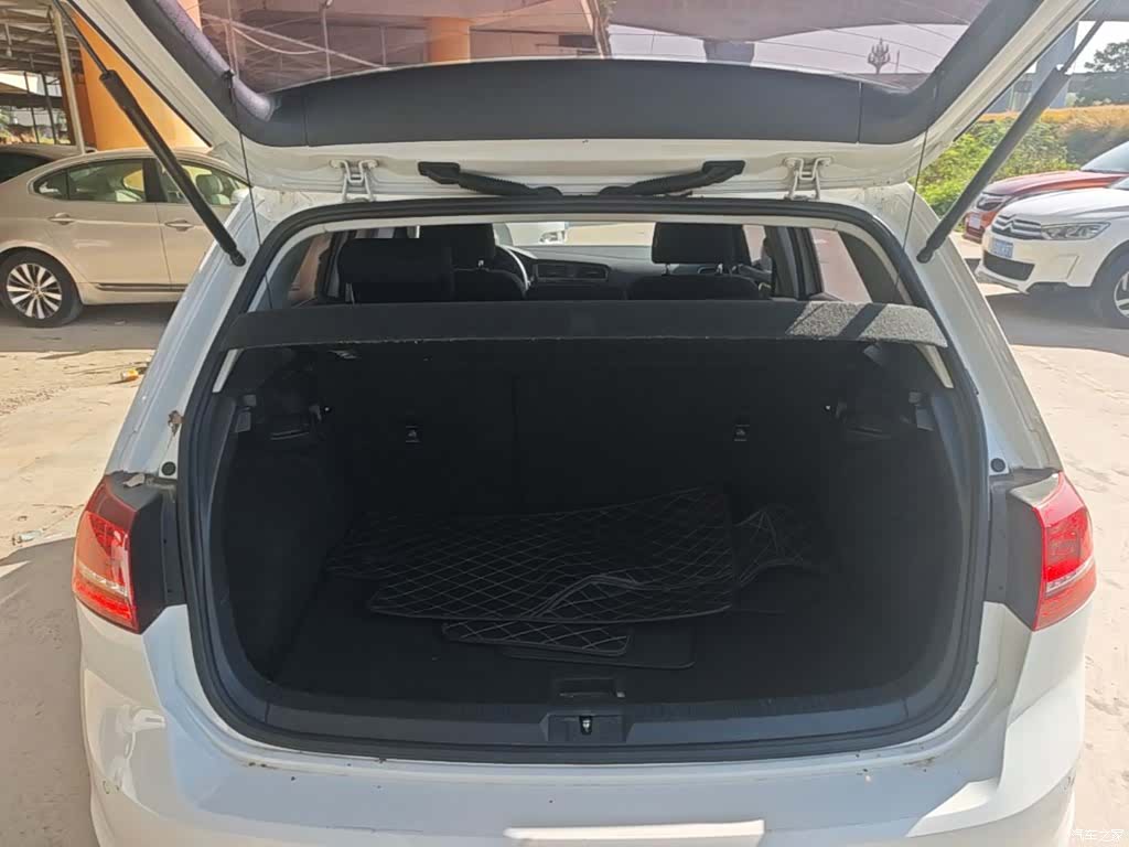 Volkswagen Golf, 2017 19
