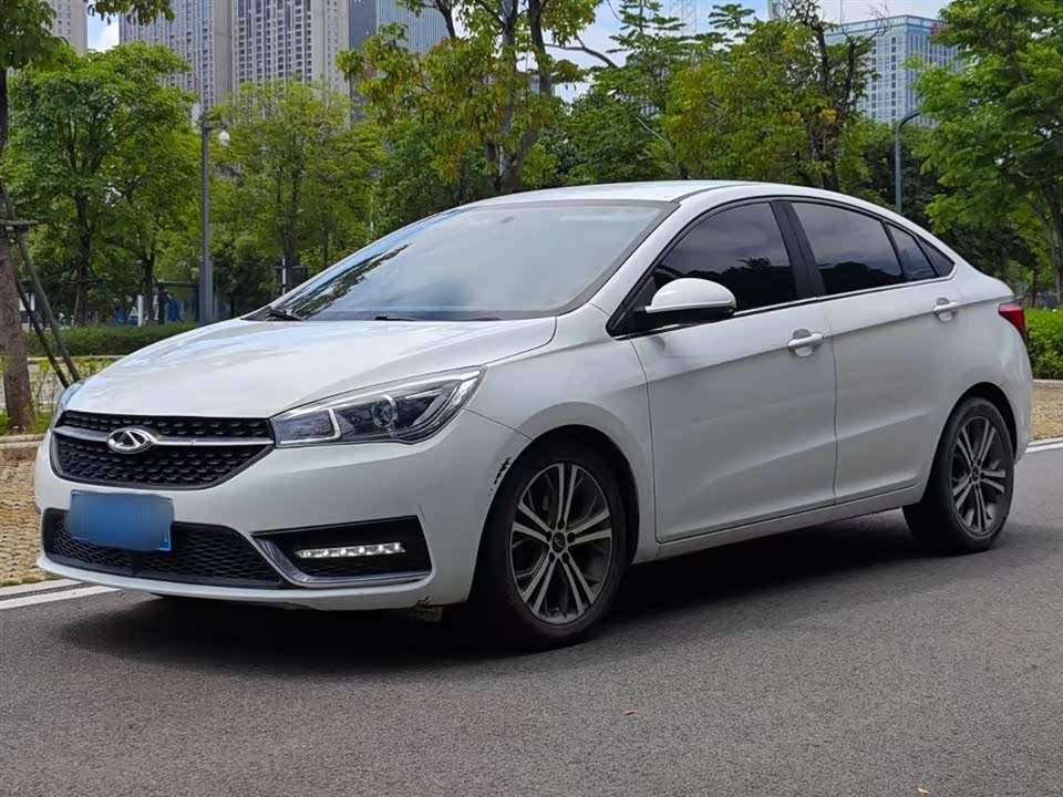 Chery Arrizo 5