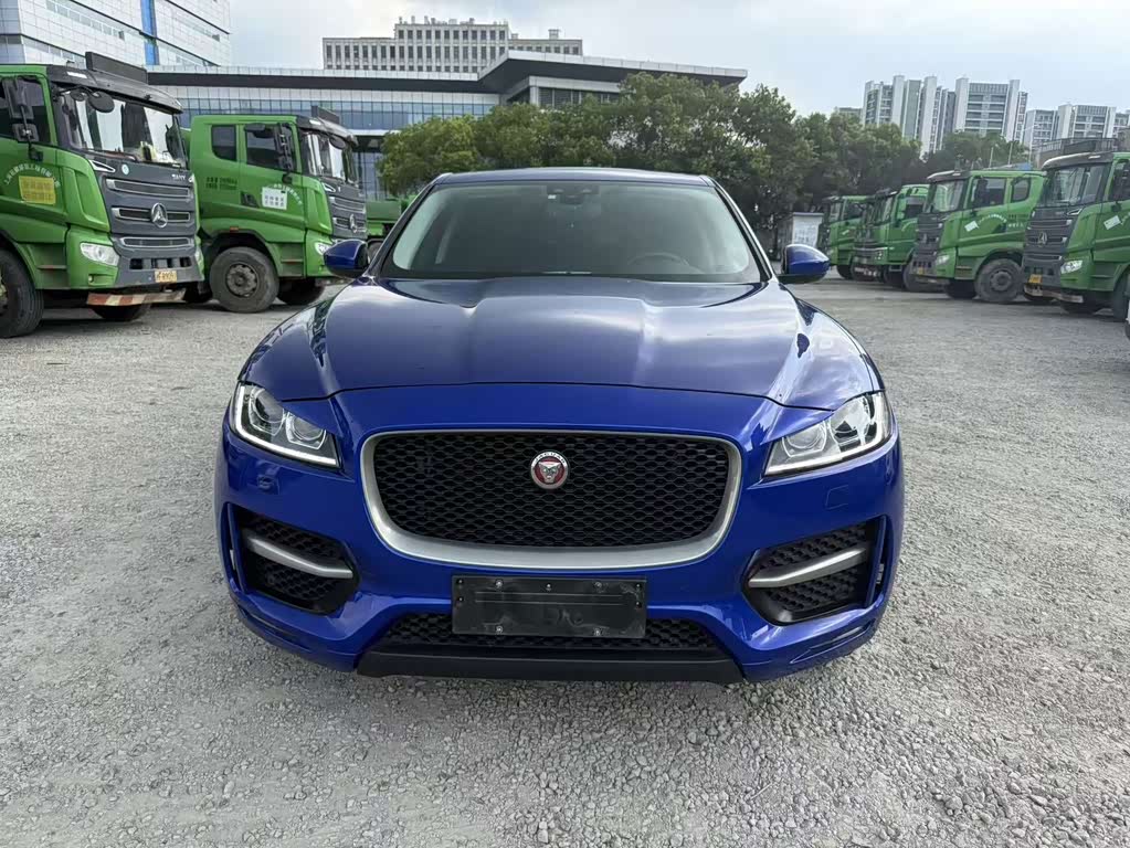 Jaguar F-Pace