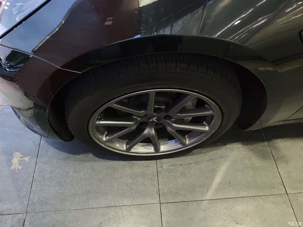 Tesla Model 3, 2020 25