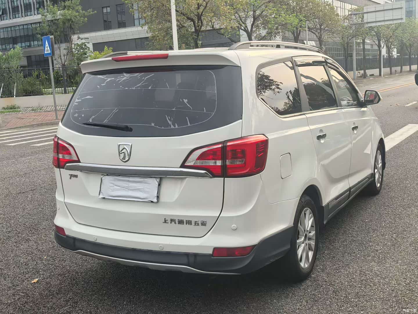 Wuling 730, 2016 4