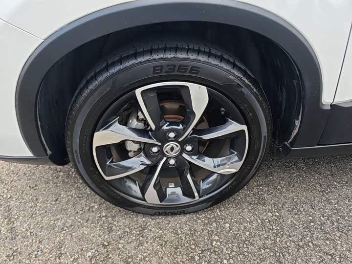 Aeolus AX4 2017 1.6L DCT chao shang xing