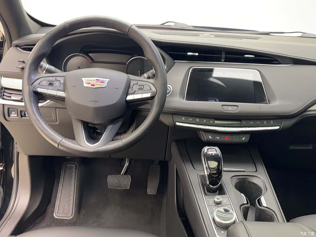 Cadillac XT4, 2021 8
