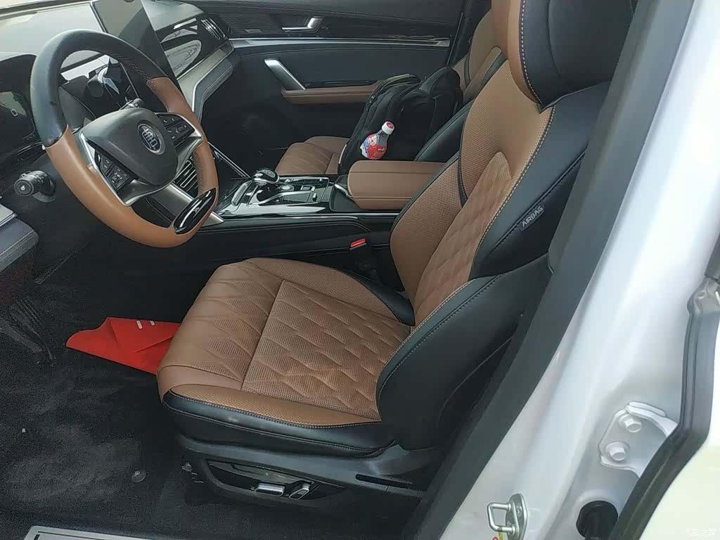 BYD Tang, 2022 15