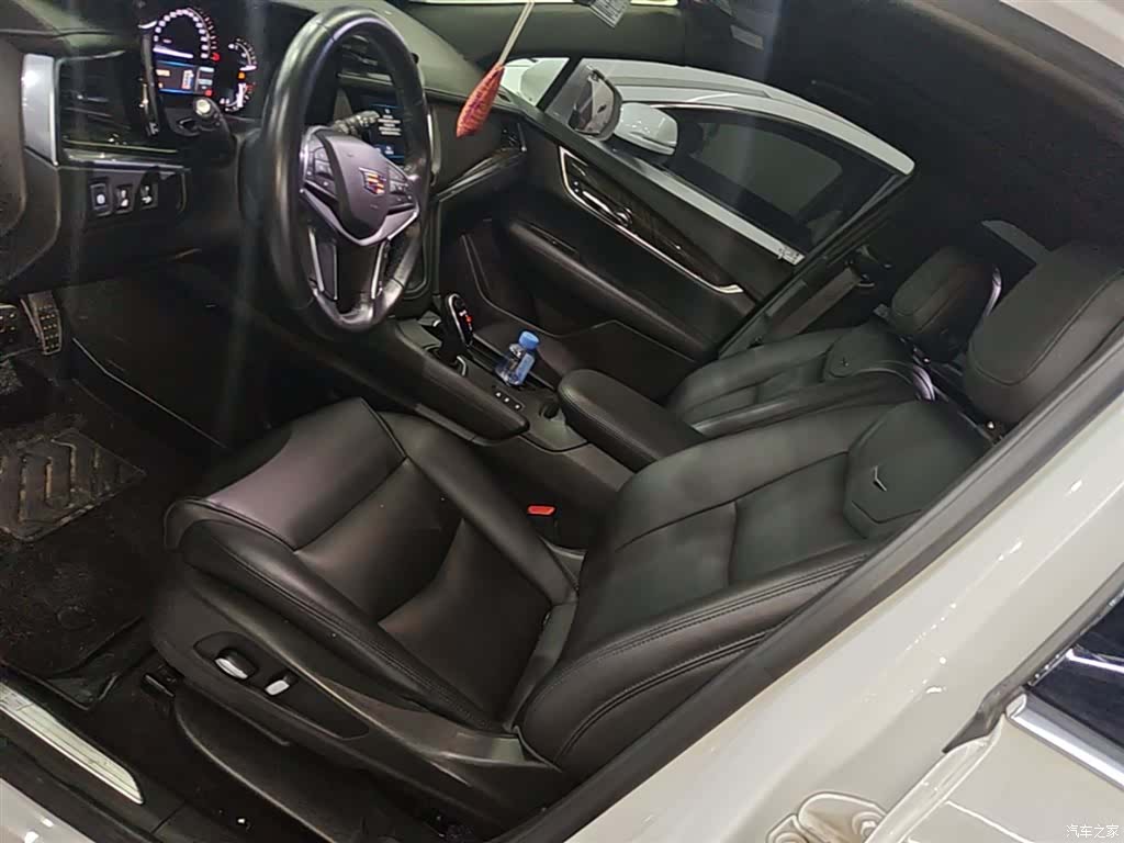 Cadillac XT5, 2018 15